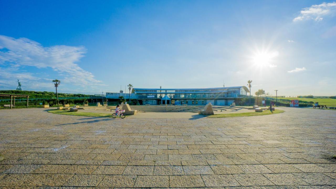 Bart Inn Kugenuma Resort Fujisawa Exterior photo